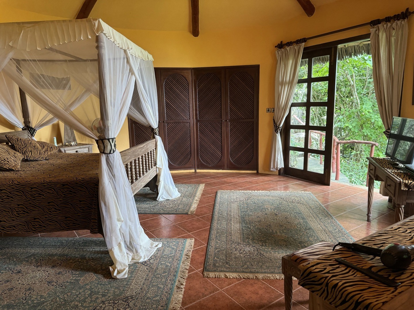 Kutazama lodge - Shimba Hills 25 acres overlooking Elephant Sanctuary 4