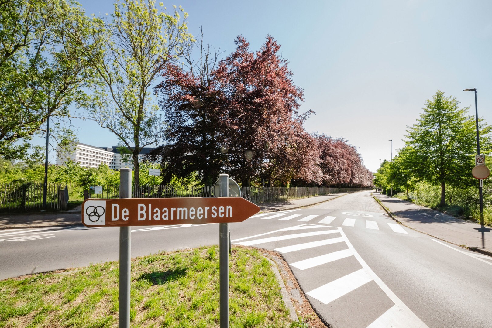 Henri Dunantlaan 16 bus 401 9000 Gent 16