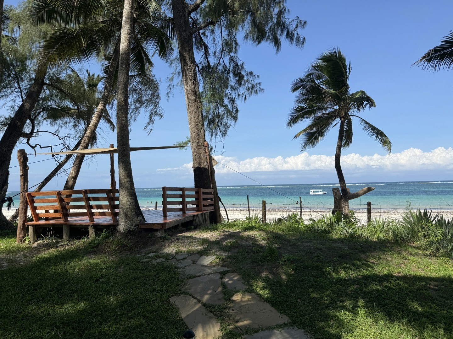 Beach Villa in Kenya 3