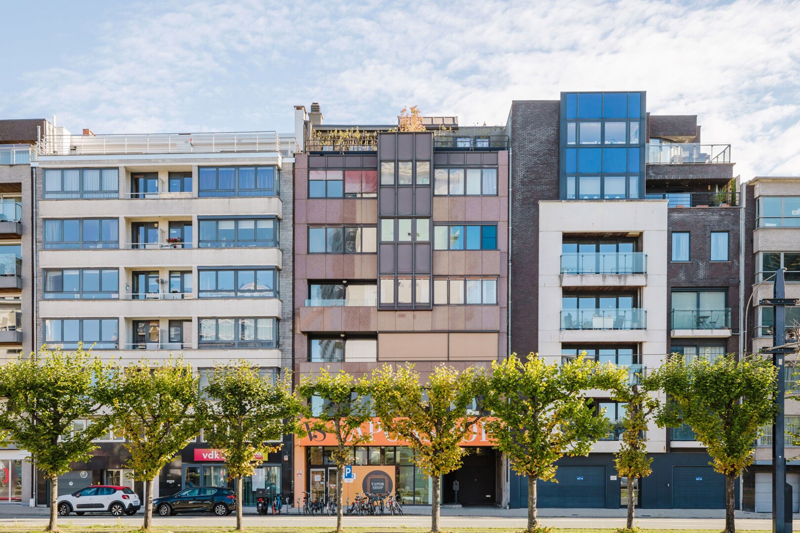 Martelaarslaan 296 9000 Gent 1