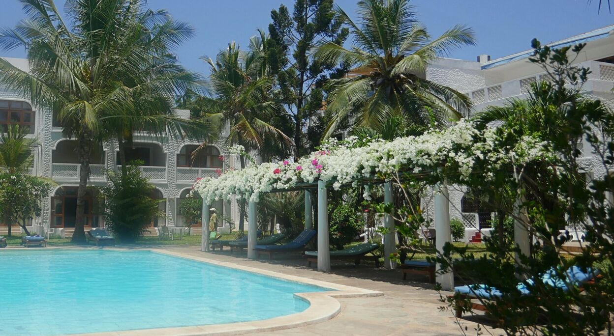 Appartement met terras en zwembad te Diani Beach in Kenia
