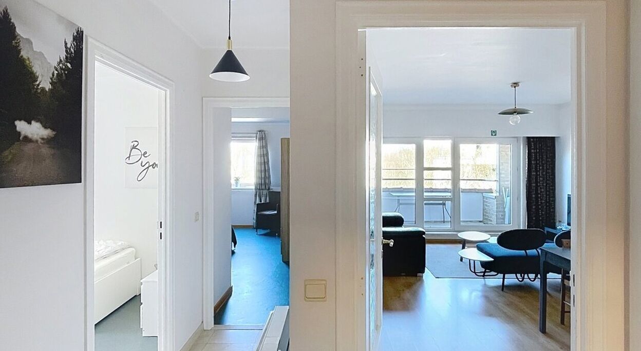 Instapklaar appartement met terras te Sint-Denijs-Westrem