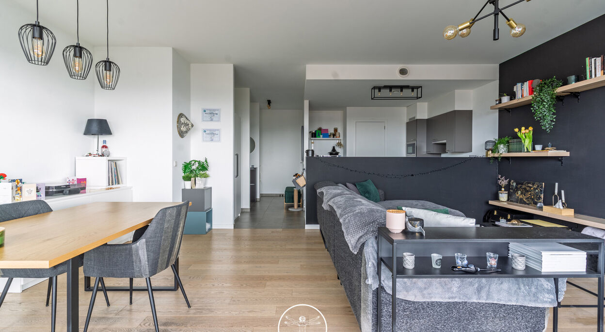 Appartement met 2 slaapkamers en 2 terrassen te Gent