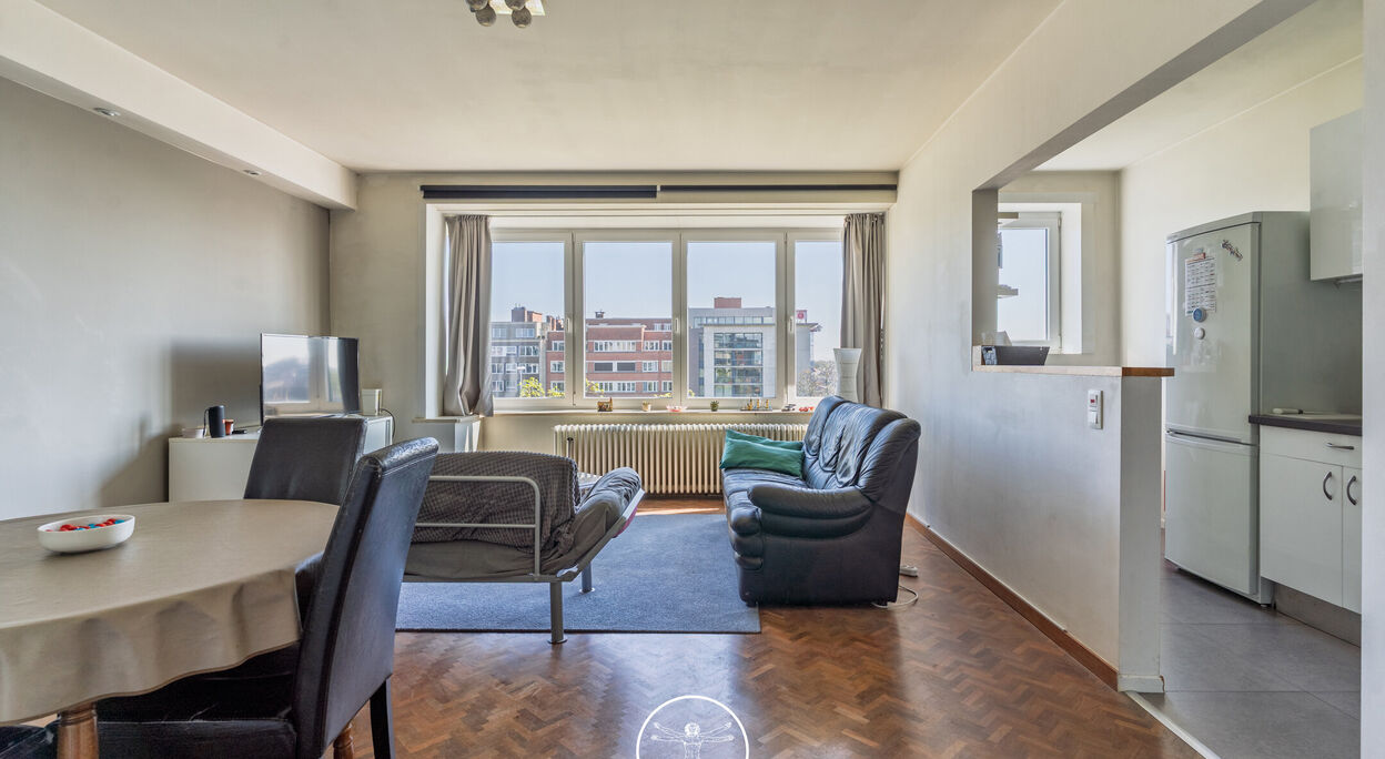 Appartement met 2 slaapkamers en terras te Gent