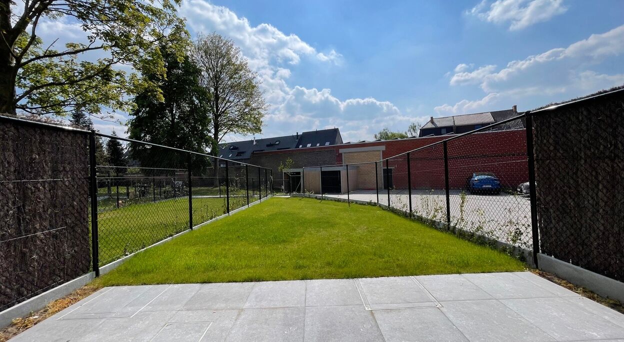 Woning met 3 slaapkamers, tuin en autostandplaats te Mariakerke