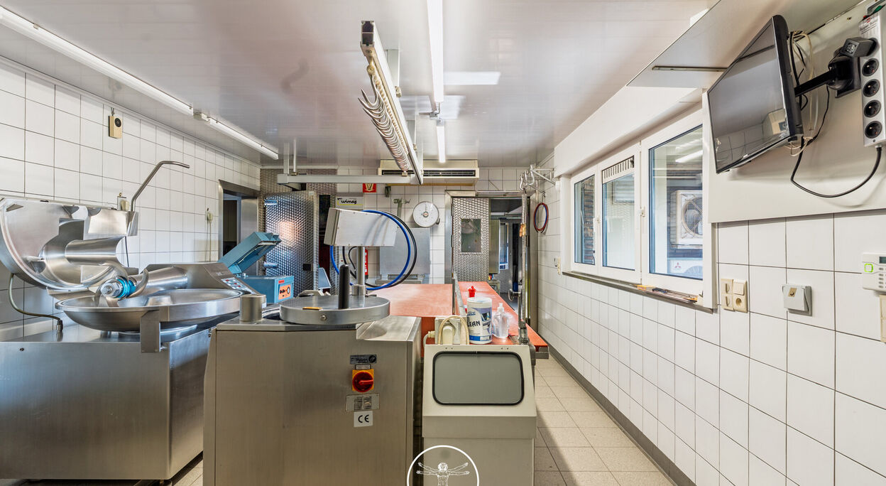 Gebouw voor gemengd gebruik te koop in Zulte
