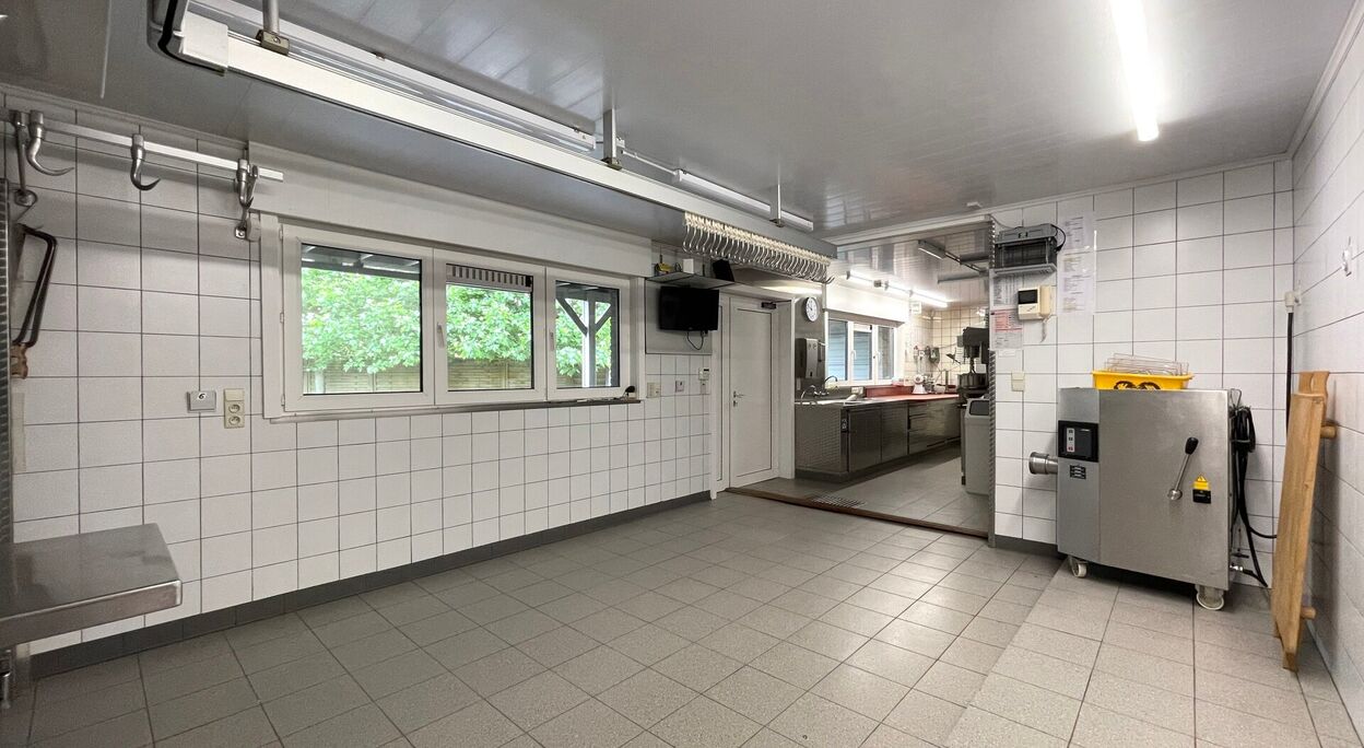 Gebouw voor gemengd gebruik te koop in Zulte