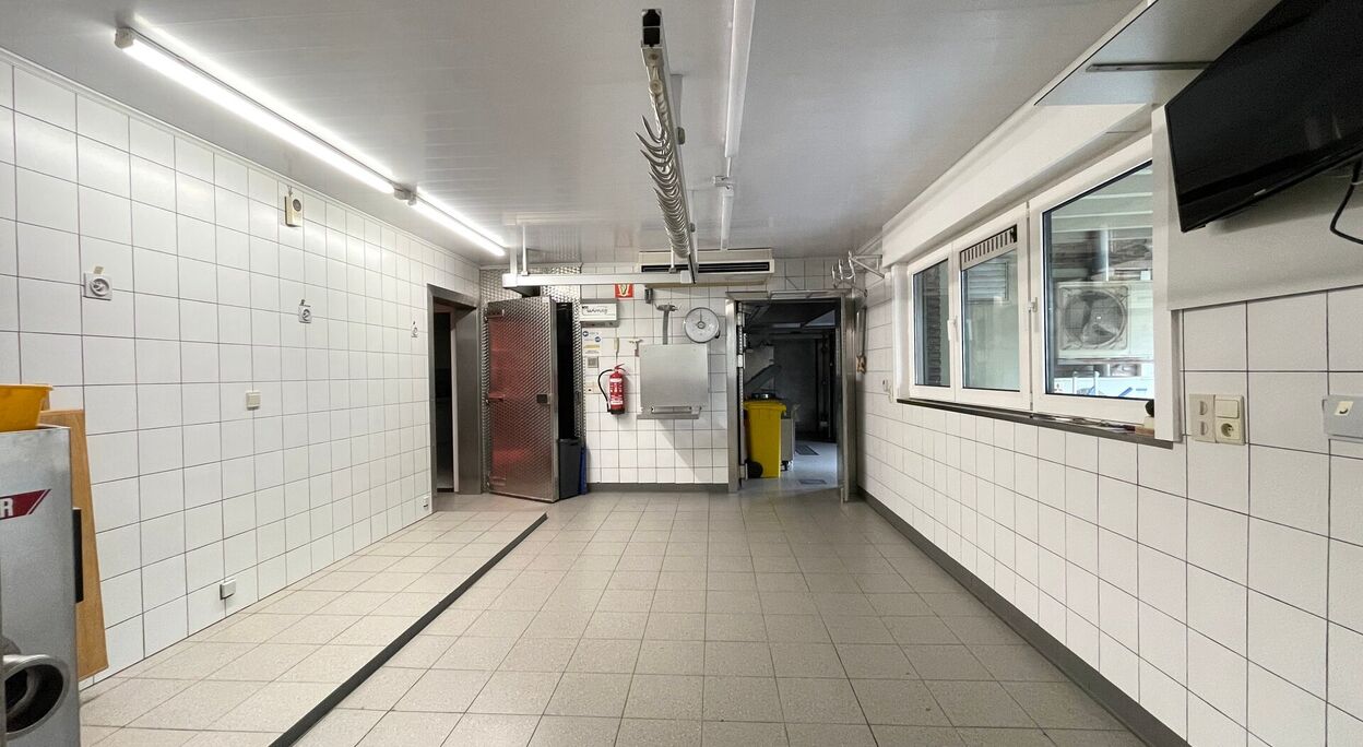Gebouw voor gemengd gebruik te koop in Zulte