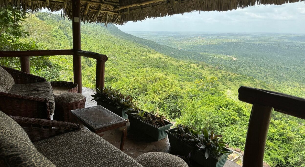 Lodge met zicht over het "Shimba Hills" reservaat in Kenia