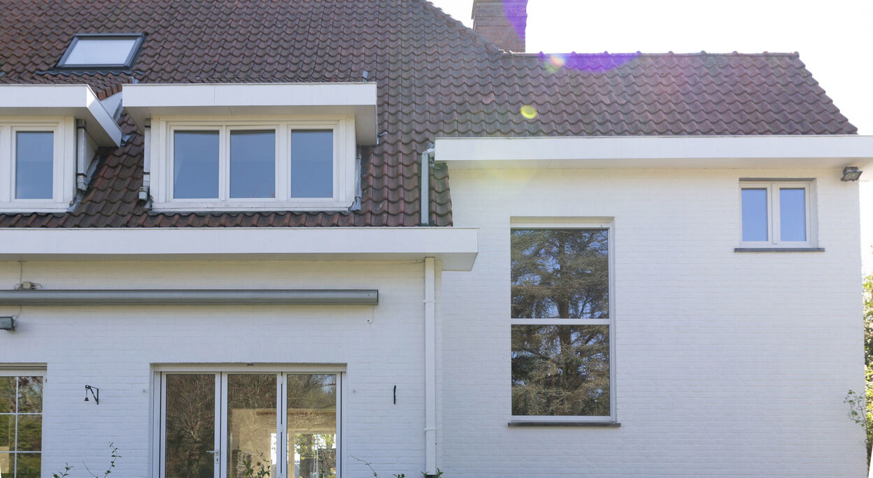 Woning met 3 slaapkamers, tuin en garage te Wondelgem
