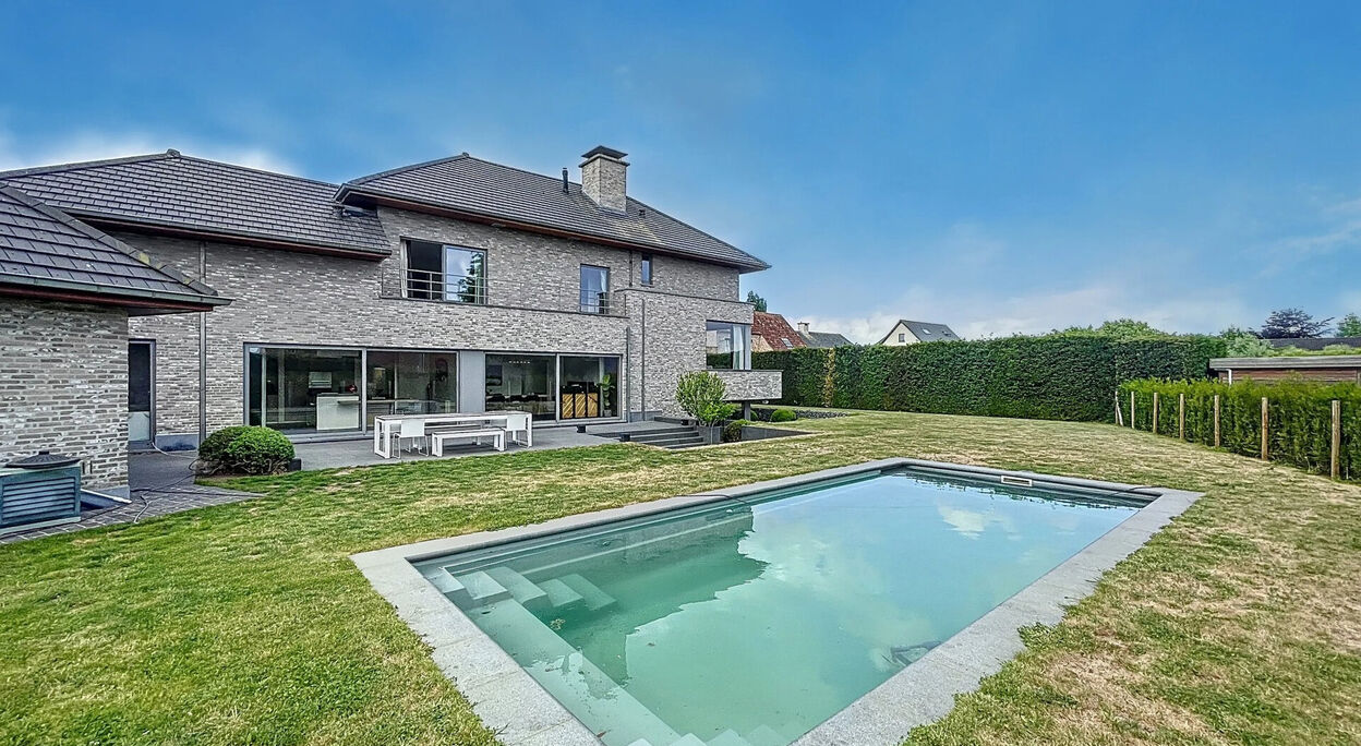 Villa te koop in Merelbeke