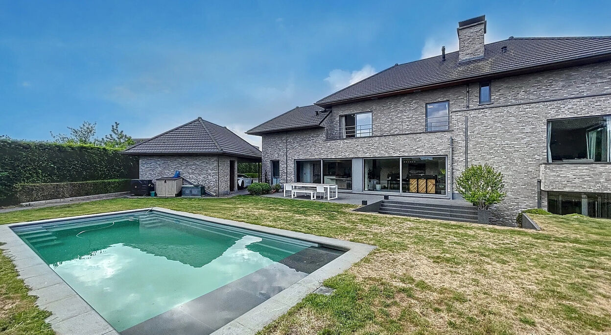 Villa te koop in Merelbeke