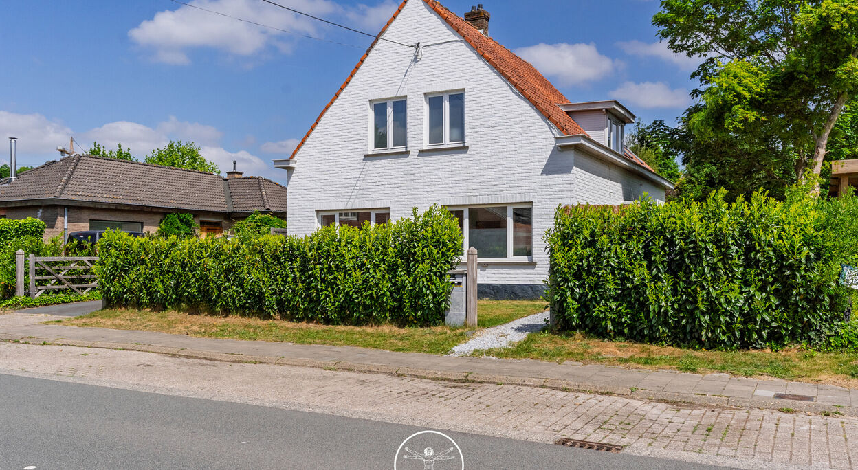 Villa te koop in Sint-Denijs-Westrem