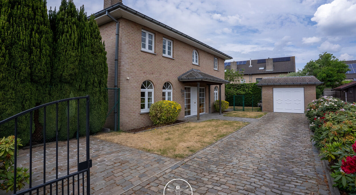 Villa te koop in Zwijnaarde