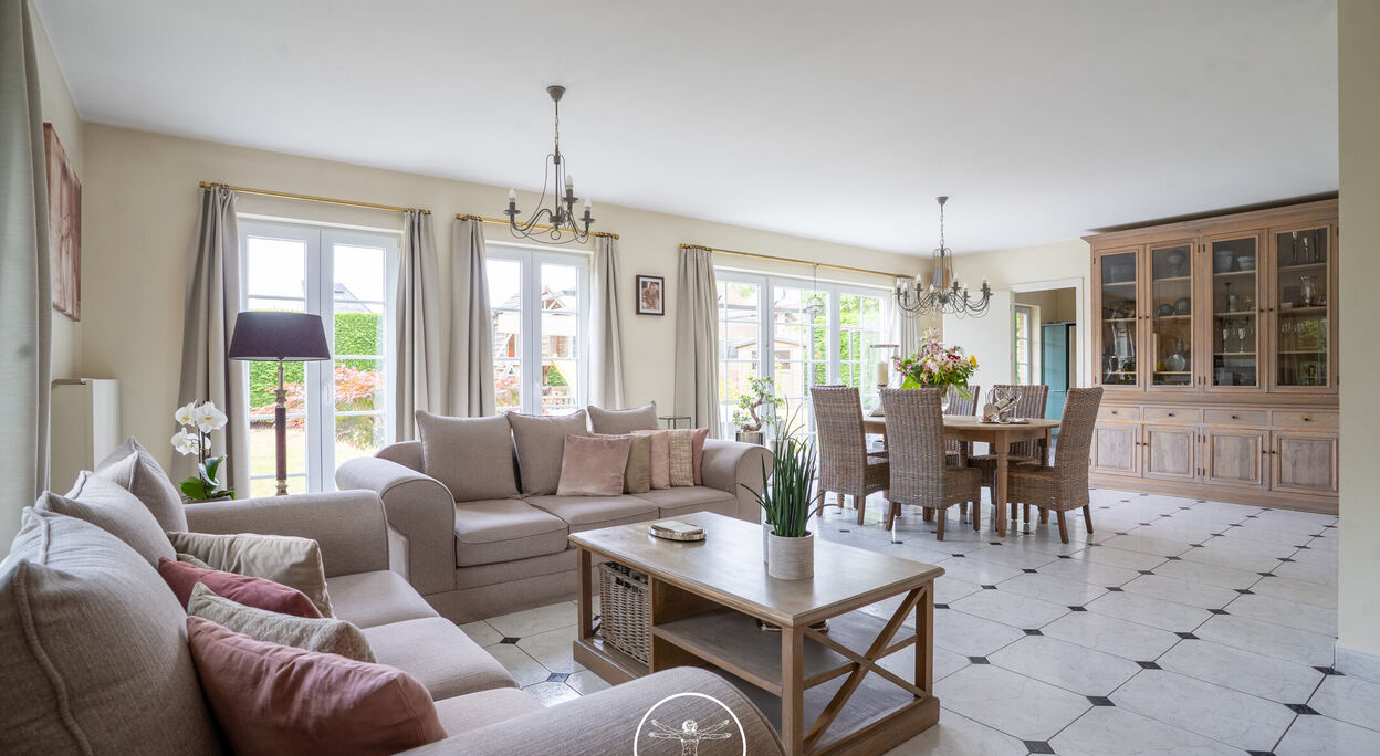 Villa te koop in Zwijnaarde