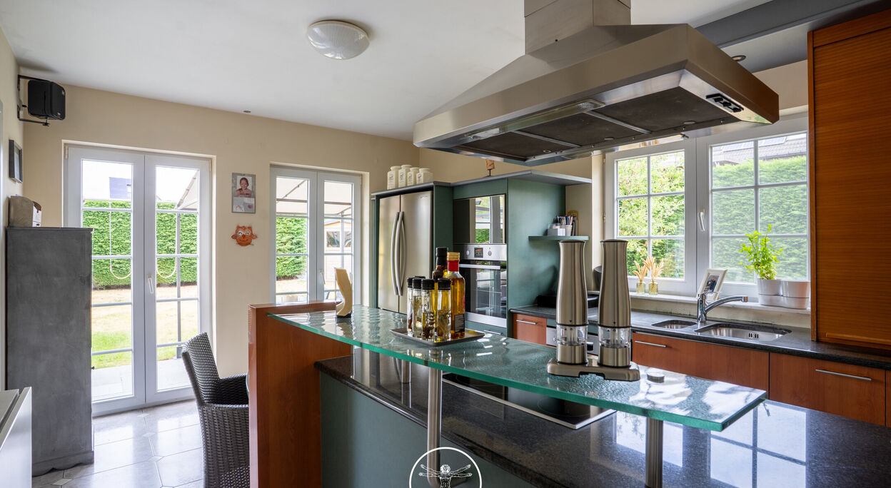 Villa te koop in Zwijnaarde