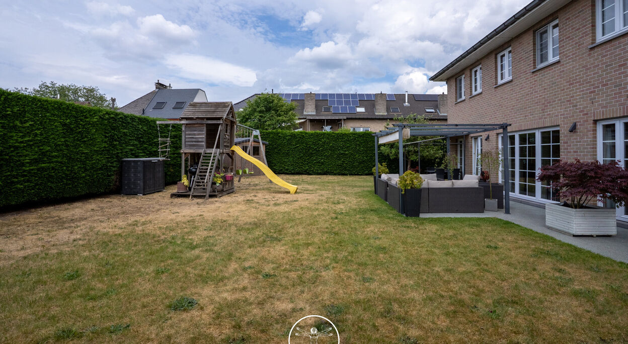 Villa te koop in Zwijnaarde