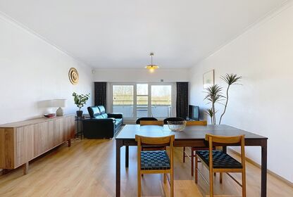 Instapklaar appartement met terras te Sint-Denijs-Westrem