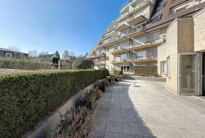 Instapklaar appartement met terras te Sint-Denijs-Westrem